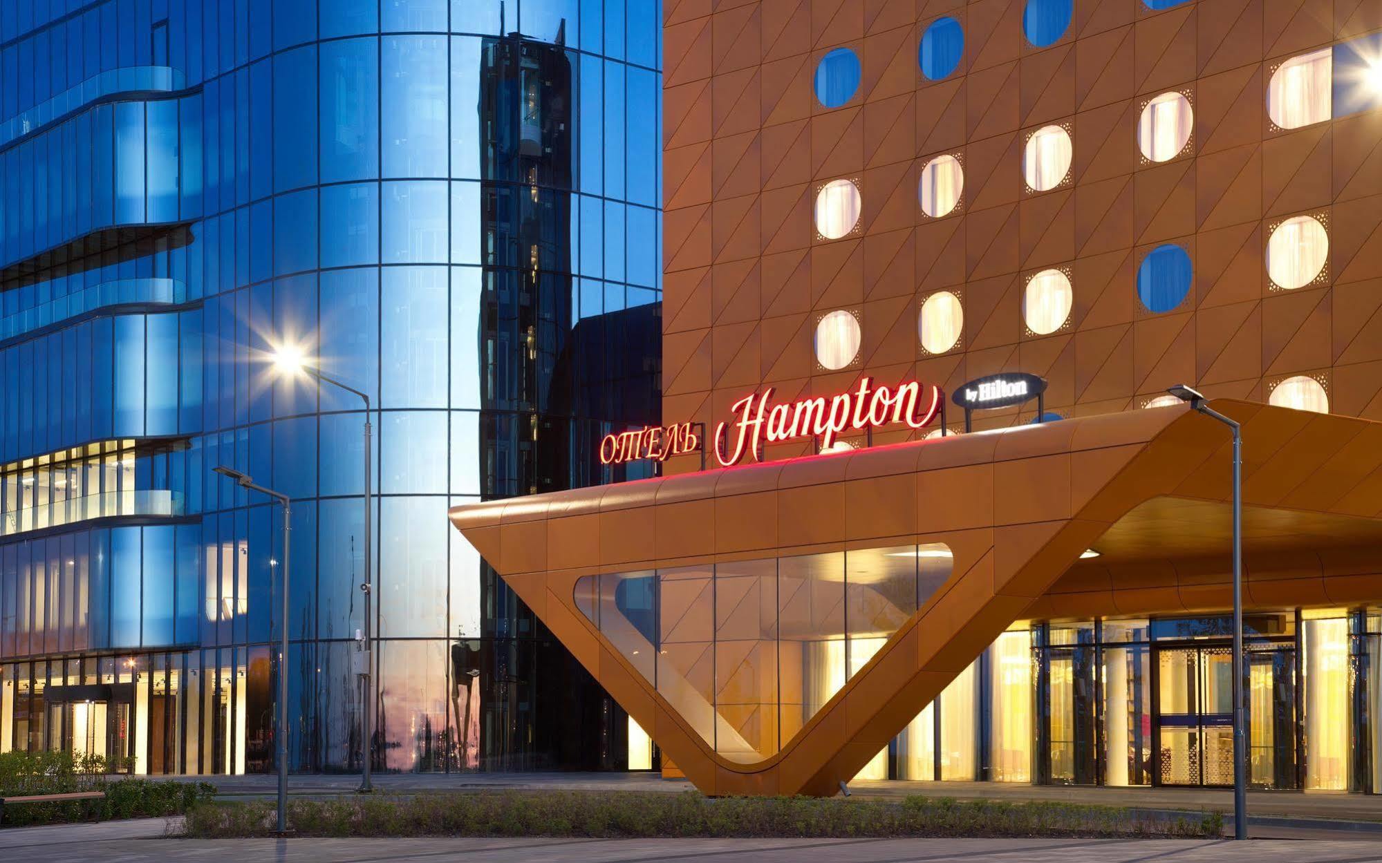 Hampton By Hilton Saint-Petersburg Expoforum Hotel Saint Petersburg Exterior photo